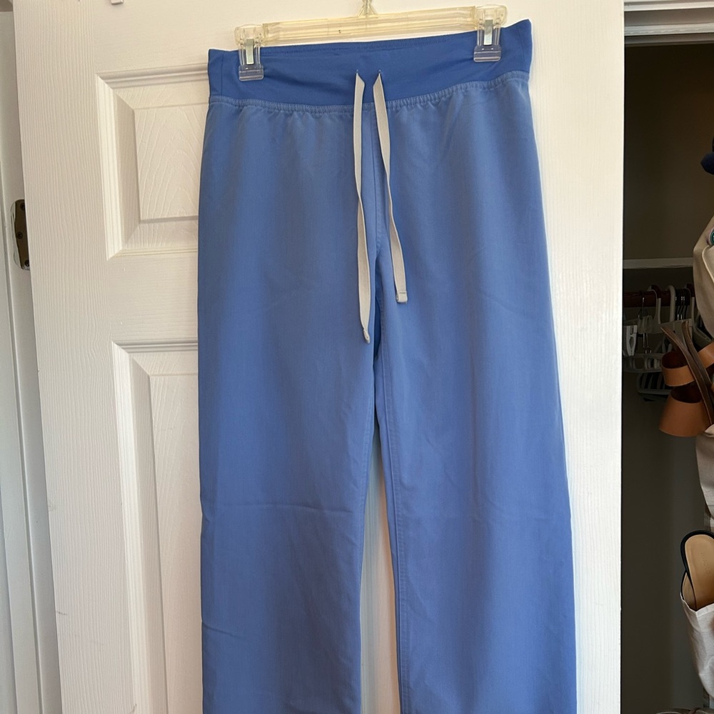 Figs Livingston scrub pant - XS ceil blue
